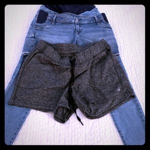 3 Gap Maternity Bottoms - size 6